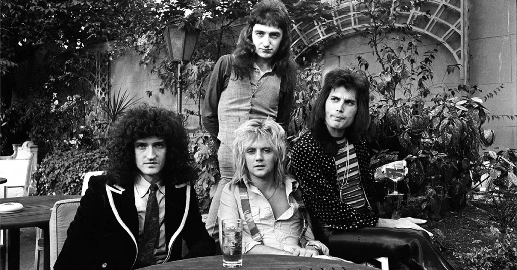 Queen: The Royalty of Rock and Theatrical Innovation